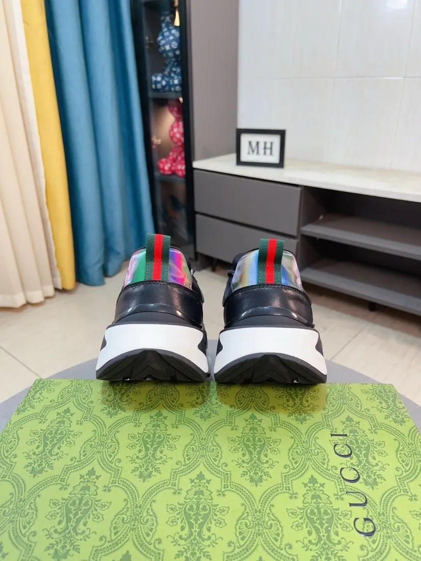Factory price 458🌹🌹GUCCI [Gucci] New high-end brand of men's shoes, the latest fashionable casual men's shoes, trendy and versatile style, relaxed and sporty style, uppers imported from Italy, first-layer cowhide, genuine leather lining and ultra-fine workmanship. Original personalized fashionable rubber wear-resistant outsole, light and comfortable on the foot, size 38-44